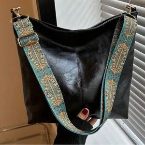 Black tote with BOHO strap in Vegan Leather Size Large NWT